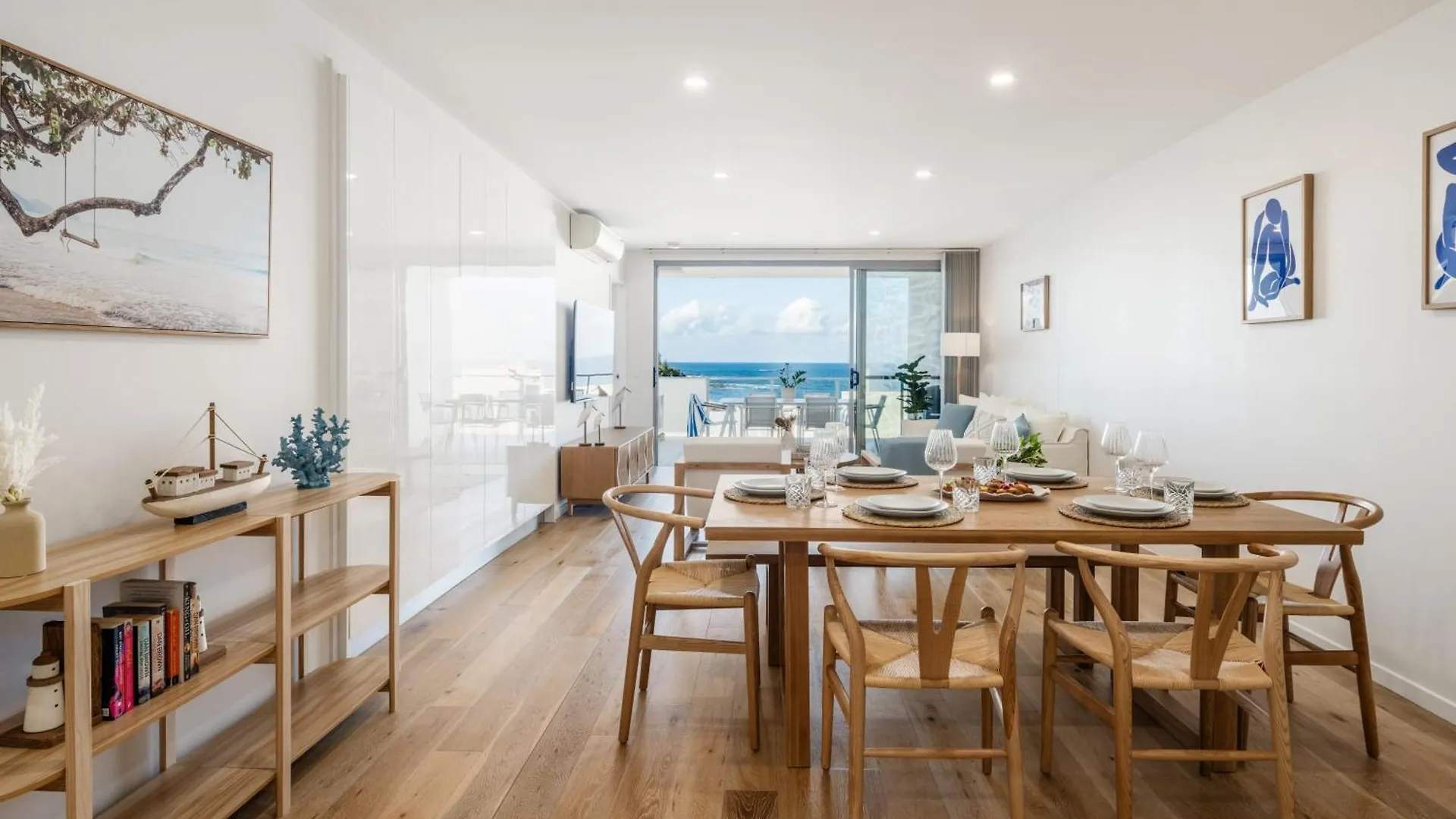 Azure Oceanside Apartment At Kings Beach Caloundra Austrálie